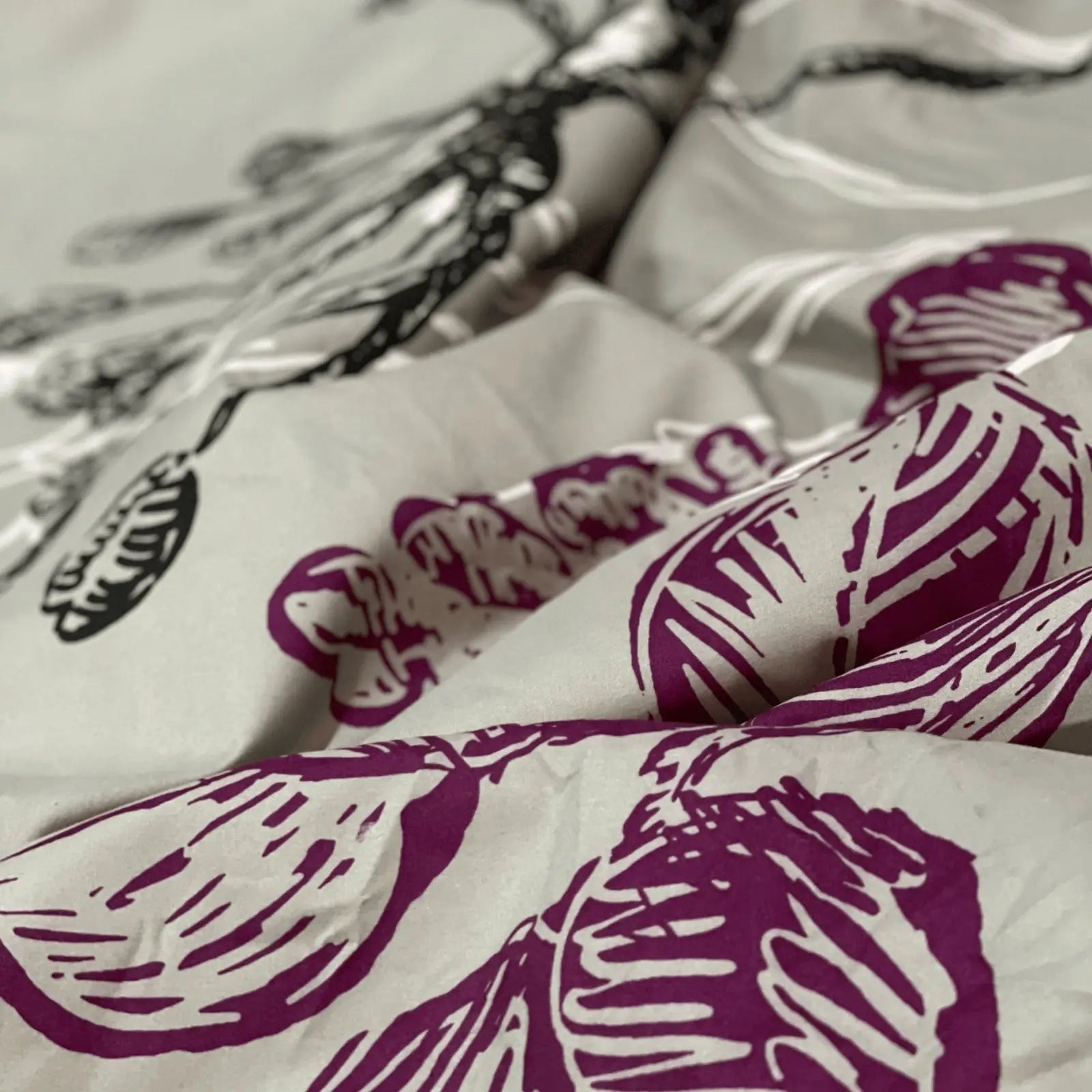 Premium Floral King & Queen Size Bedsheet Set Bed sheet Comfy right